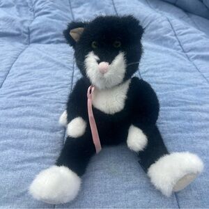 Vintage The Boyd’s Collection Black/White Plush Cat